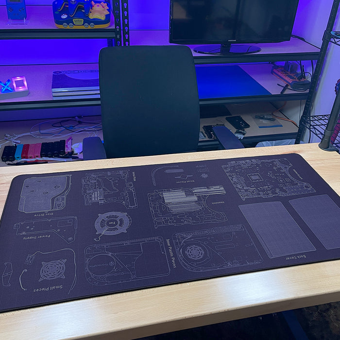 Game Console Sketch Desk Mat